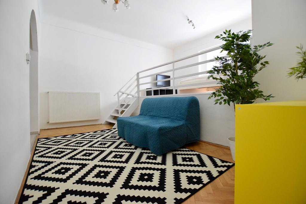 Budget Apartment By Hi5 - Akacfa 4 Budapest Ngoại thất bức ảnh