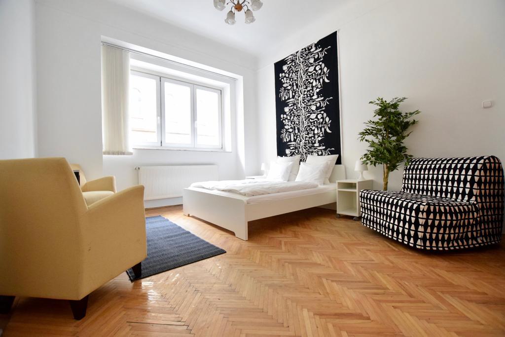 Budget Apartment By Hi5 - Akacfa 4 Budapest Ngoại thất bức ảnh