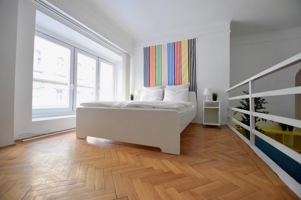 Budget Apartment By Hi5 - Akacfa 4 Budapest Ngoại thất bức ảnh